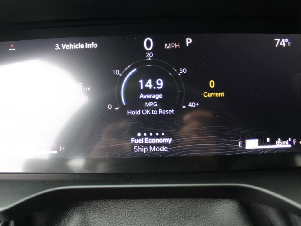 New 2025 Jeep Grand Cherokee Altitude image 16