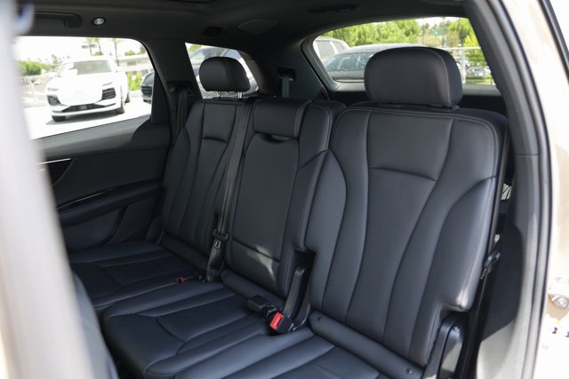 Used 2025 Audi Q7 3.0T Premium Plus w/ Premium Plus Package image 18