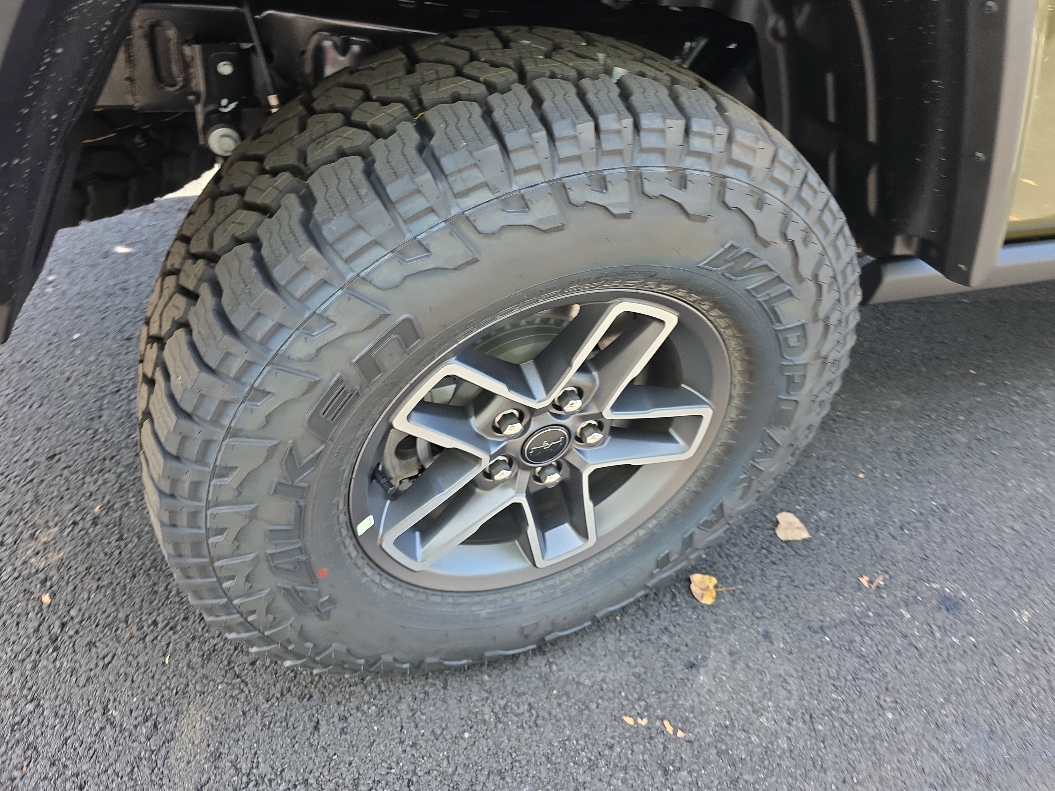 New 2025 Jeep Gladiator Mojave image 28