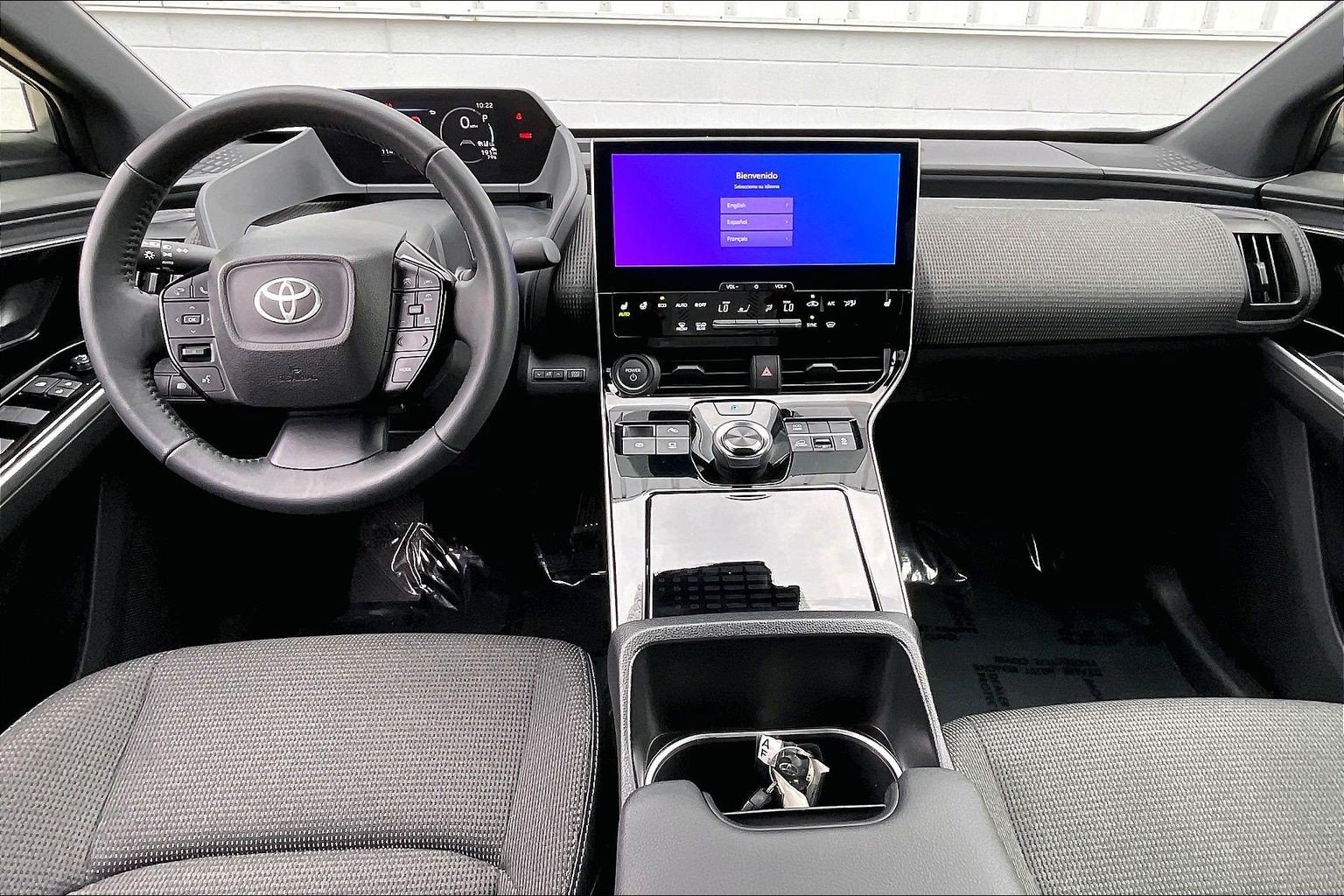 Used 2025 Toyota bZ4X AWD w/ Weather Package image 19