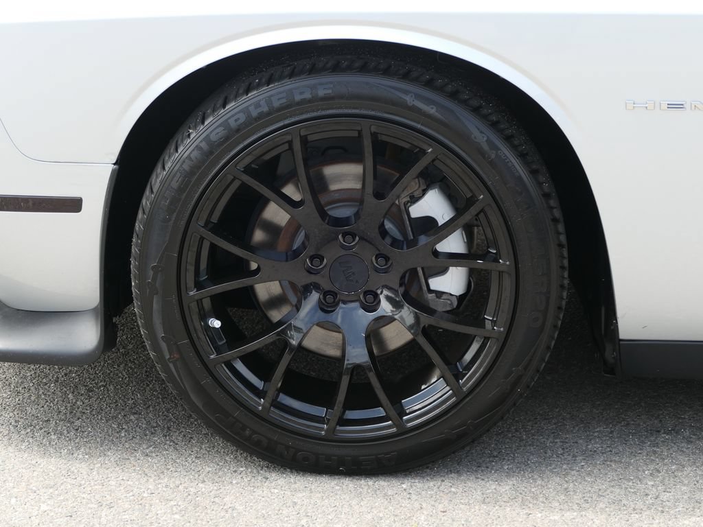 Used 2022 Dodge Challenger R/T w/ Plus Package RWD image 9