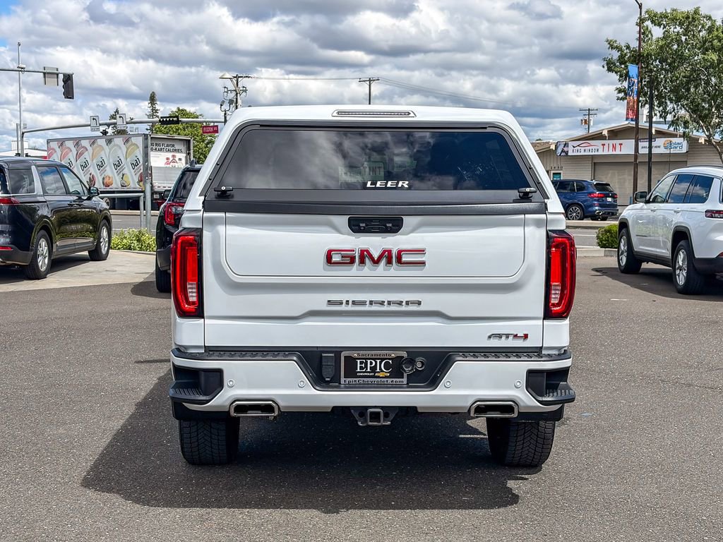 Used 2023 GMC Sierra 1500 AT4 w/ Technology Package AWD/4WD image 3