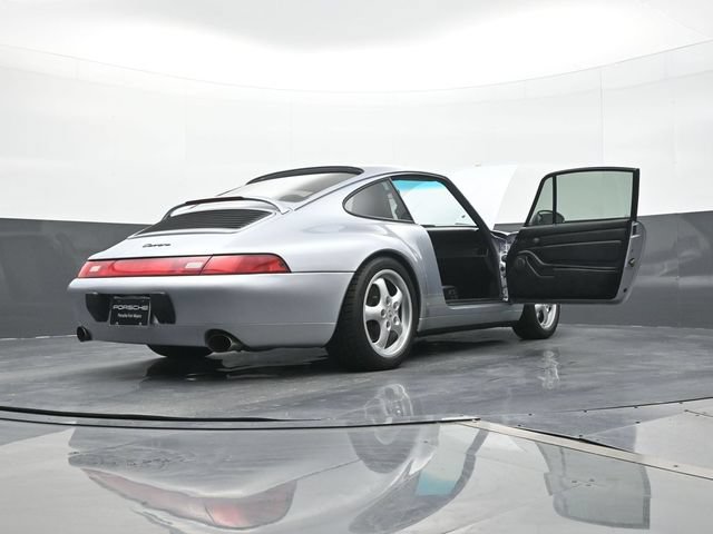 Used 1995 Porsche 911 Carrera RWD image 21