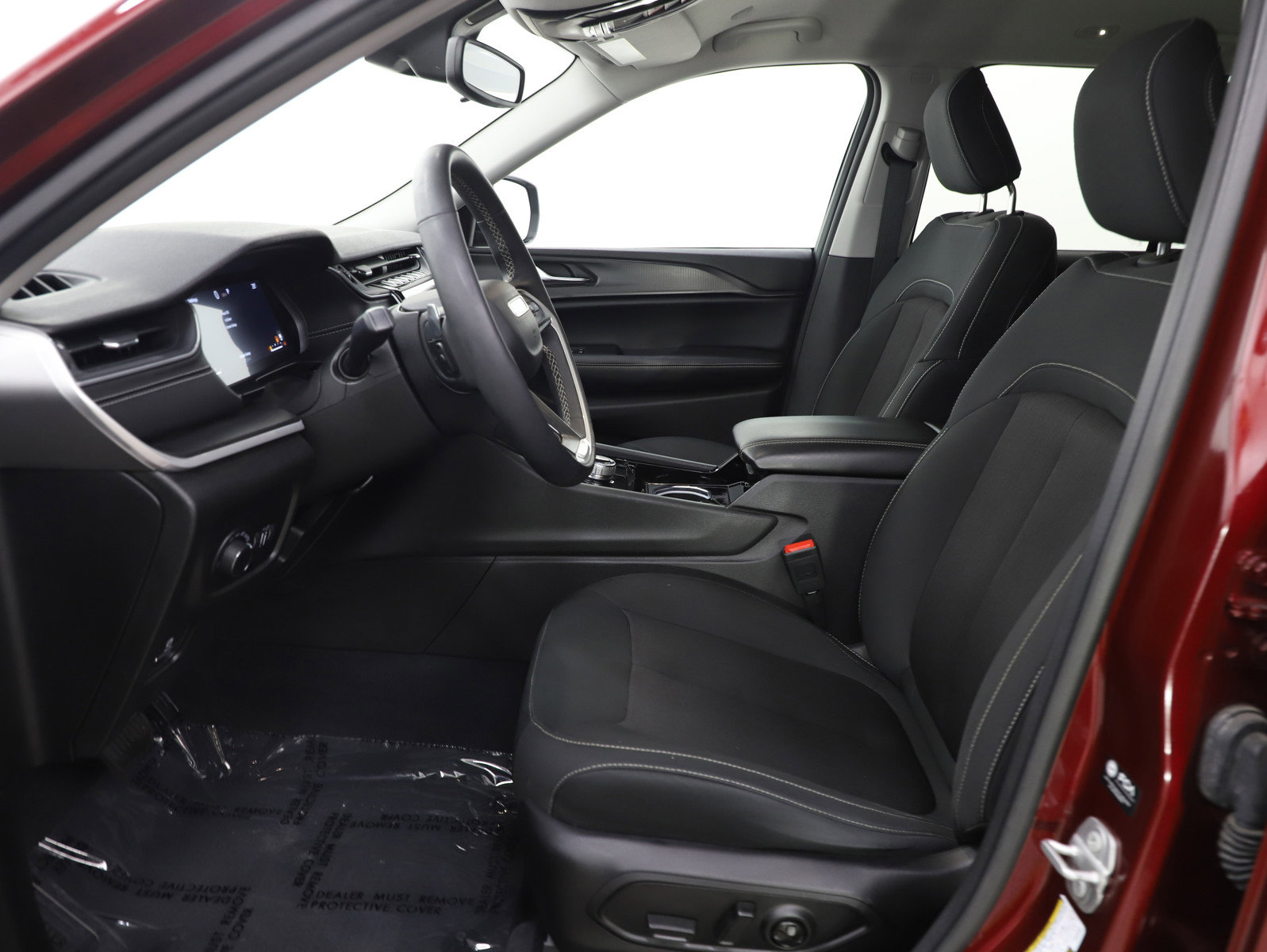 Used 2023 Jeep Grand Cherokee Laredo w/ Luxury Tech Group I image 16