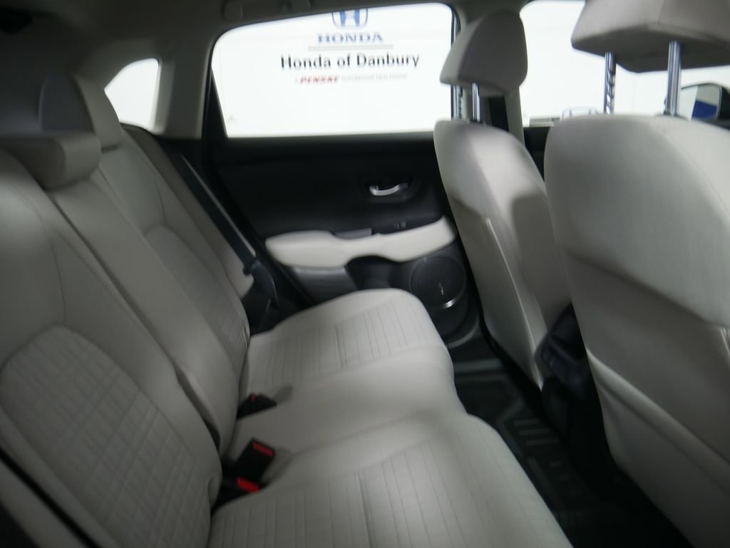 Certified 2023 Honda HR-V LX image 9