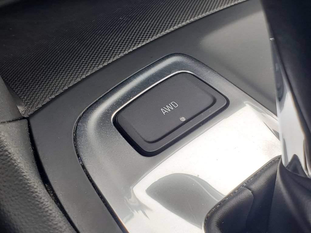 Used 2019 Chevrolet Equinox LT AWD/4WD image 21