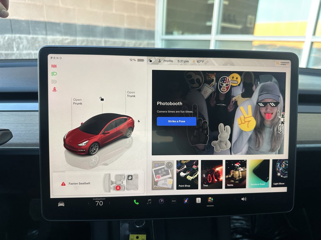 Used 2023 Tesla Model 3 Standard Range image 26