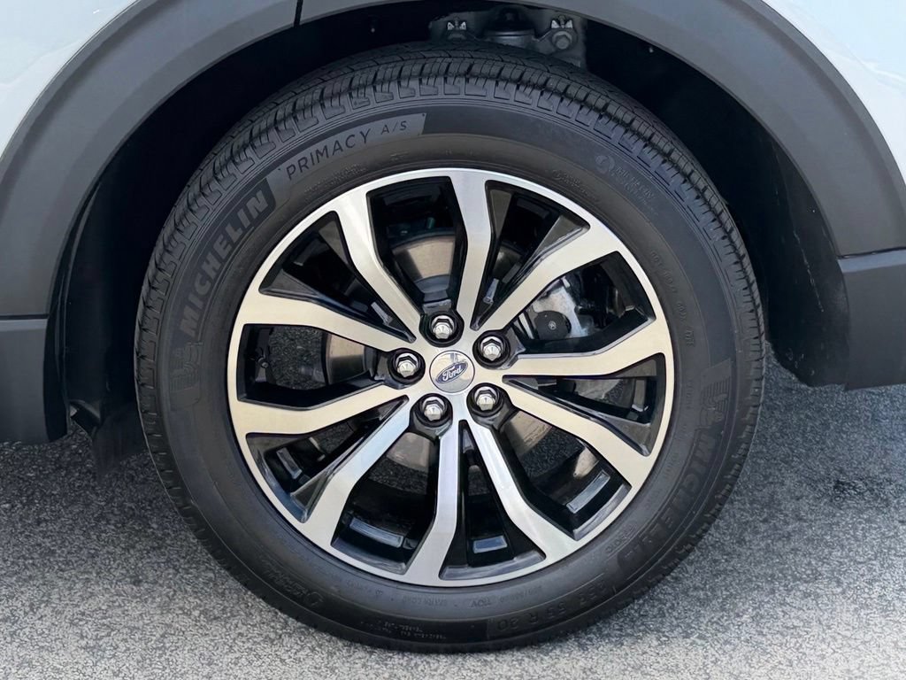 Used 2026 Ford Explorer ST-Line RWD image 12
