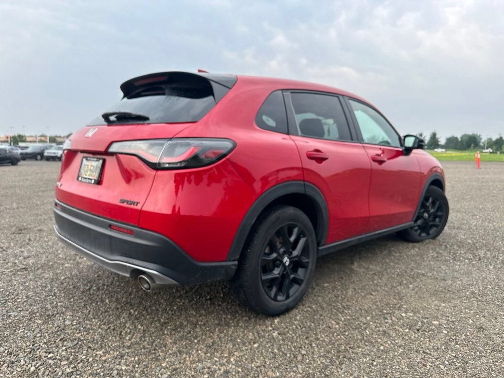 Used 2025 Honda HR-V Sport image 12