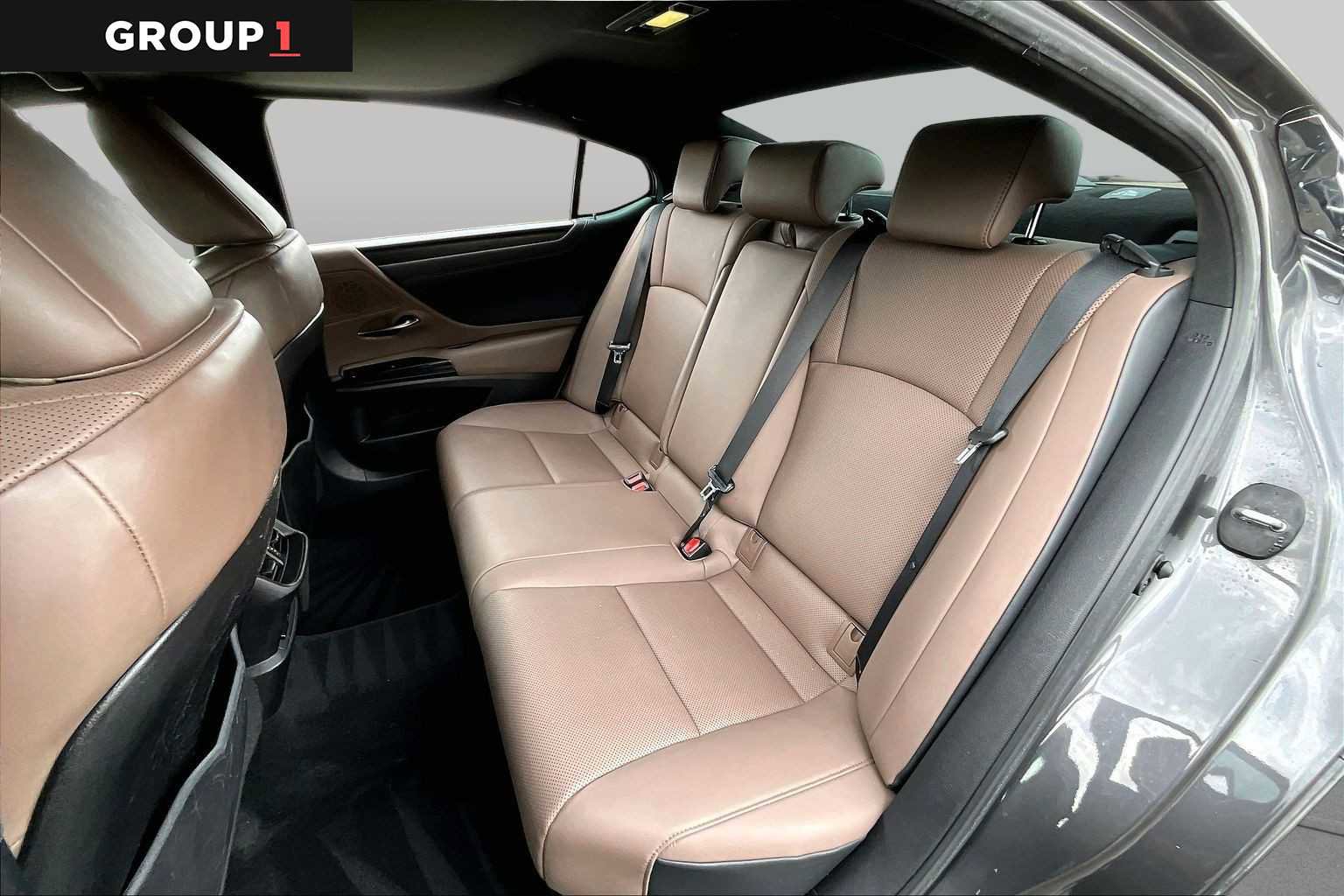 Used 2022 Lexus ES 350 w/ Premium Package FWD image 18