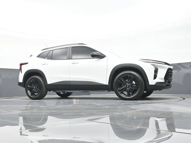 New 2026 Chevrolet Trax ACTIV w/ Sunroof Package FWD image 45
