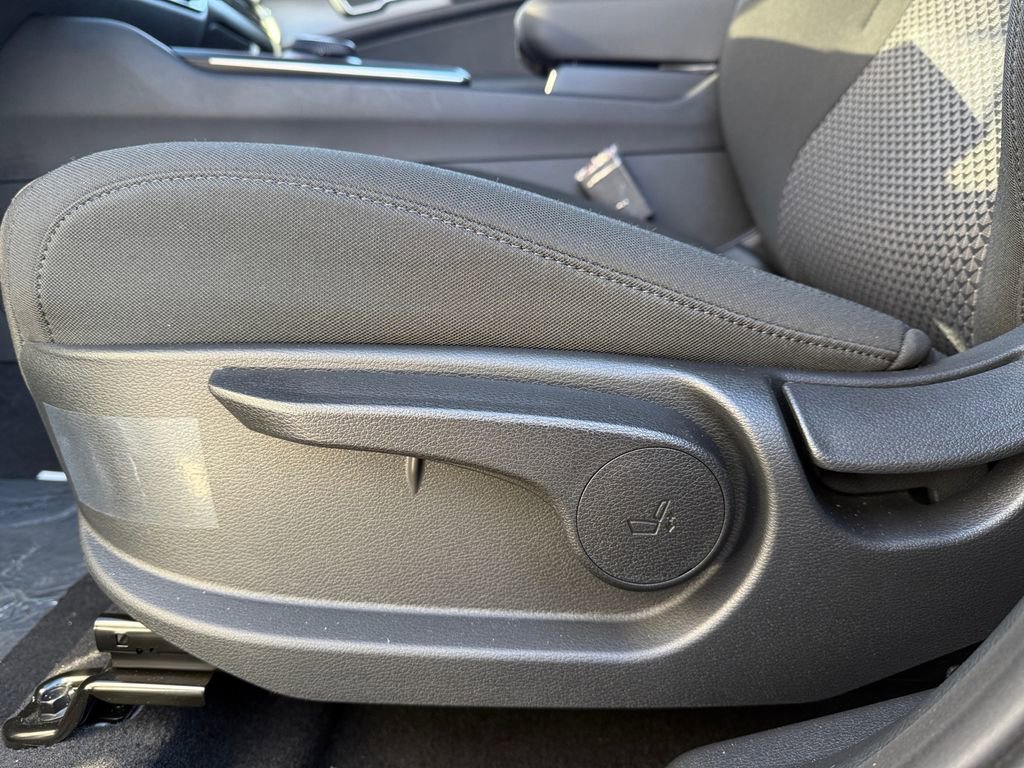 New 2026 Kia Sportage LX image 10