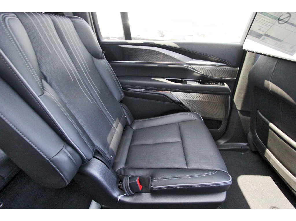 New 2026 Cadillac Escalade IQL Sport 2 w/ LPO, ONYX Package AWD/4WD image 11