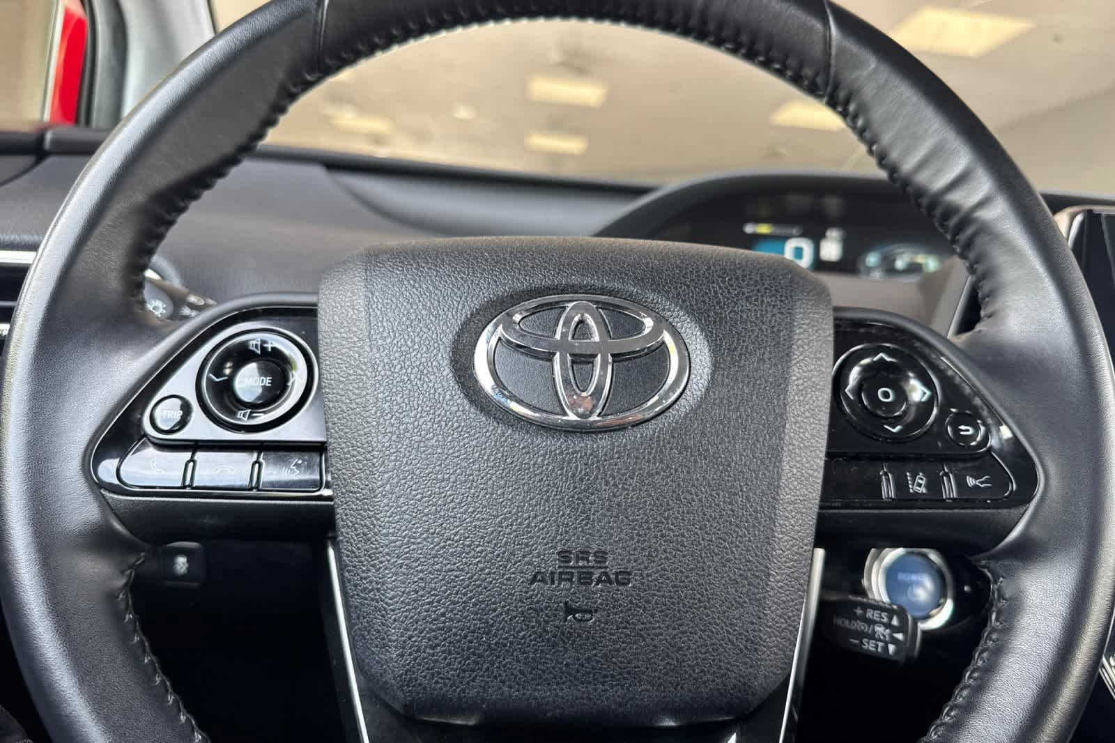 Used 2021 Toyota Prius Prime XLE FWD image 24