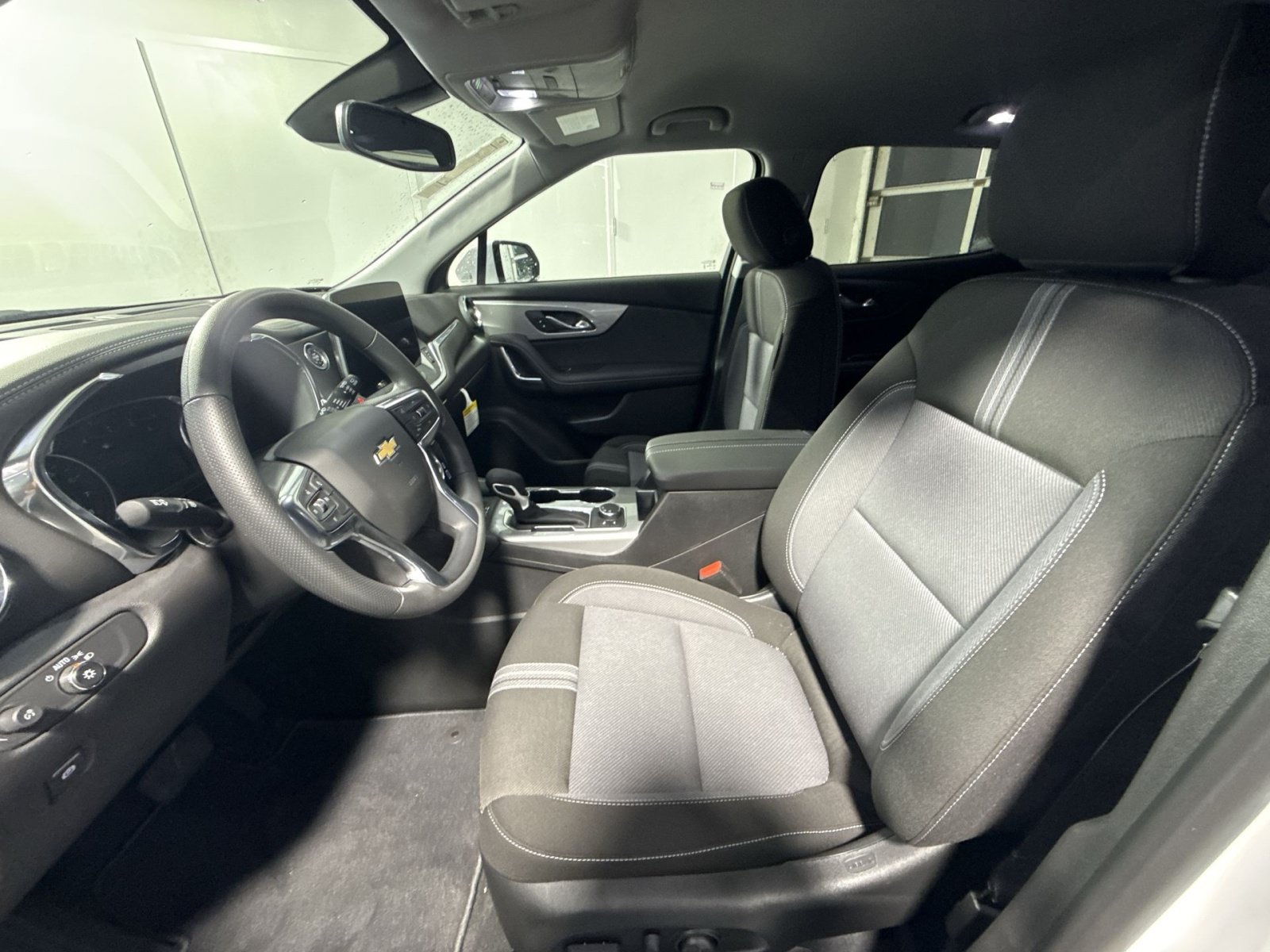 New 2026 Chevrolet Blazer LT w/ Convenience Package FWD image 14