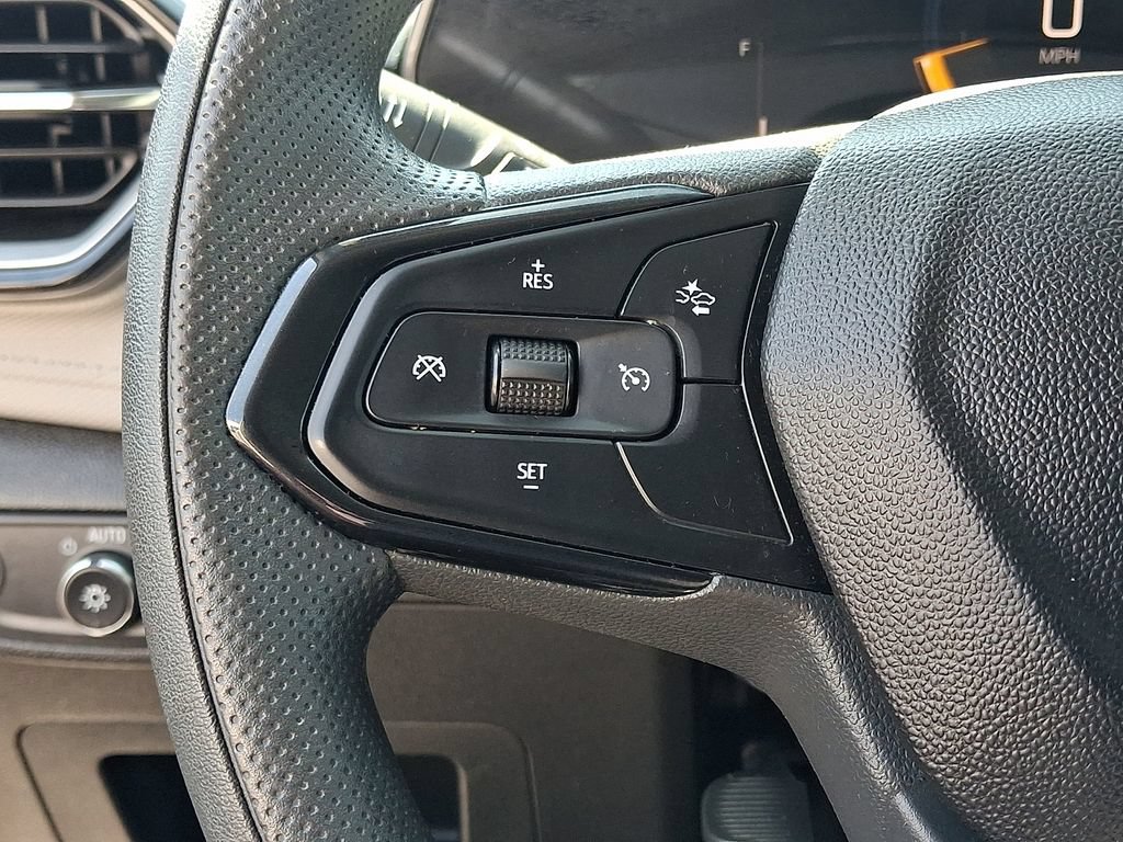 Used 2025 Chevrolet TrailBlazer LT AWD/4WD image 20