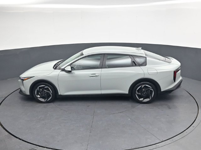 Used 2025 Kia K4 EX FWD image 28