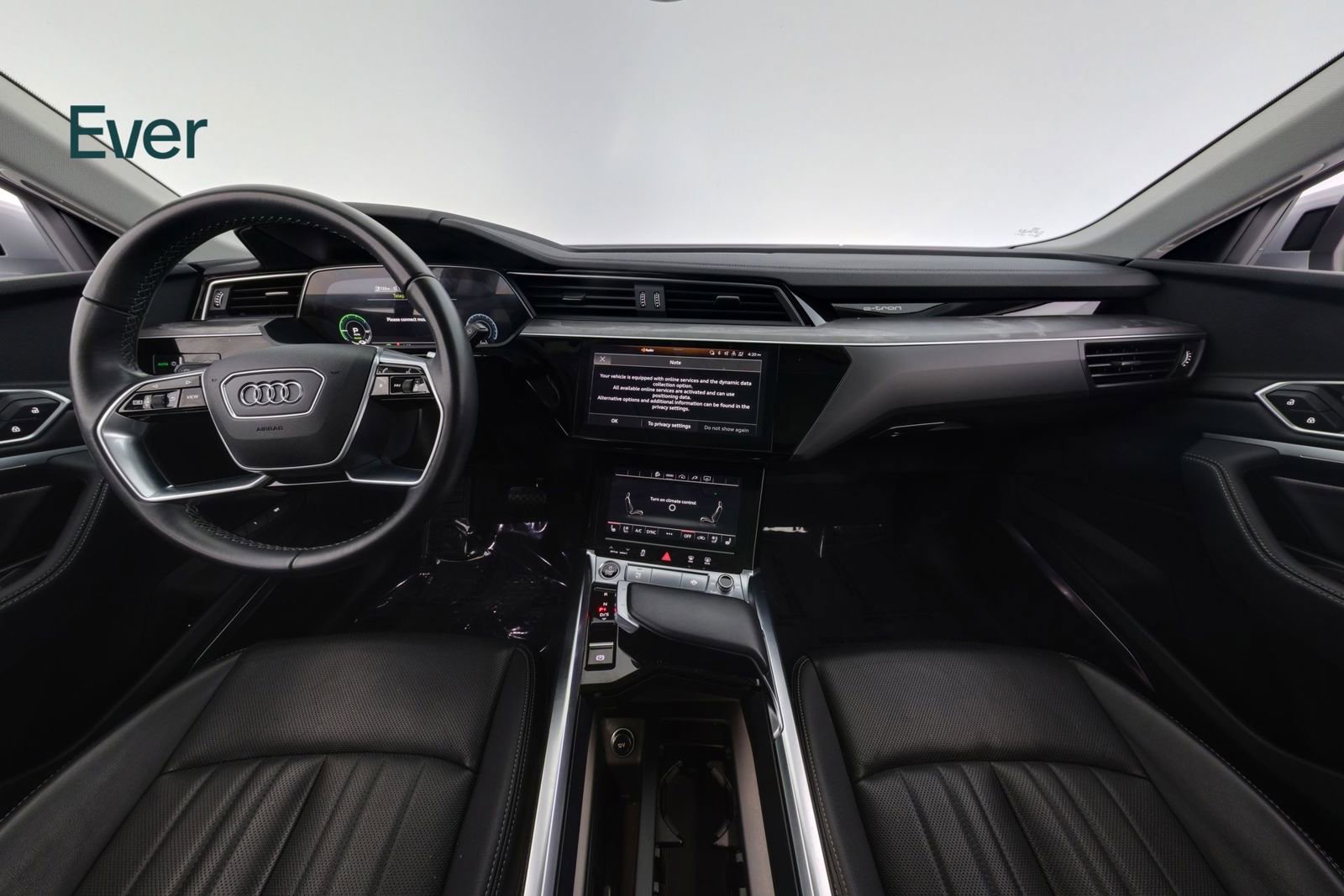 Used 2023 Audi e-tron Premium Plus w/ Premium Plus Package AWD/4WD image 26