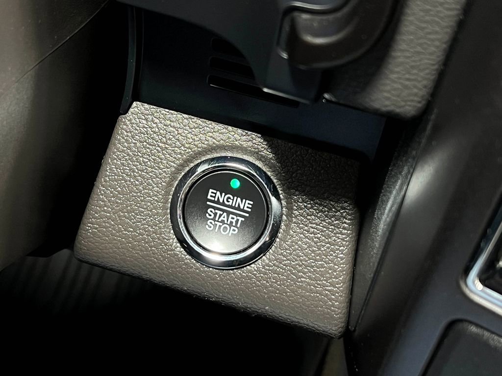 Used 2021 Ford Expedition Limited AWD/4WD image 23