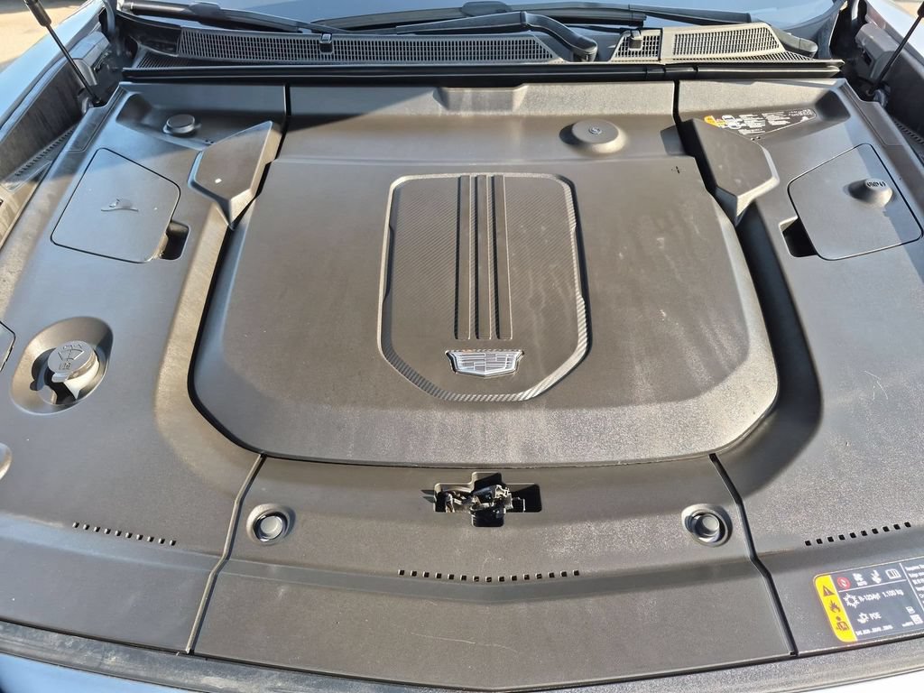 Certified 2024 Cadillac Lyriq Tech AWD/4WD image 23