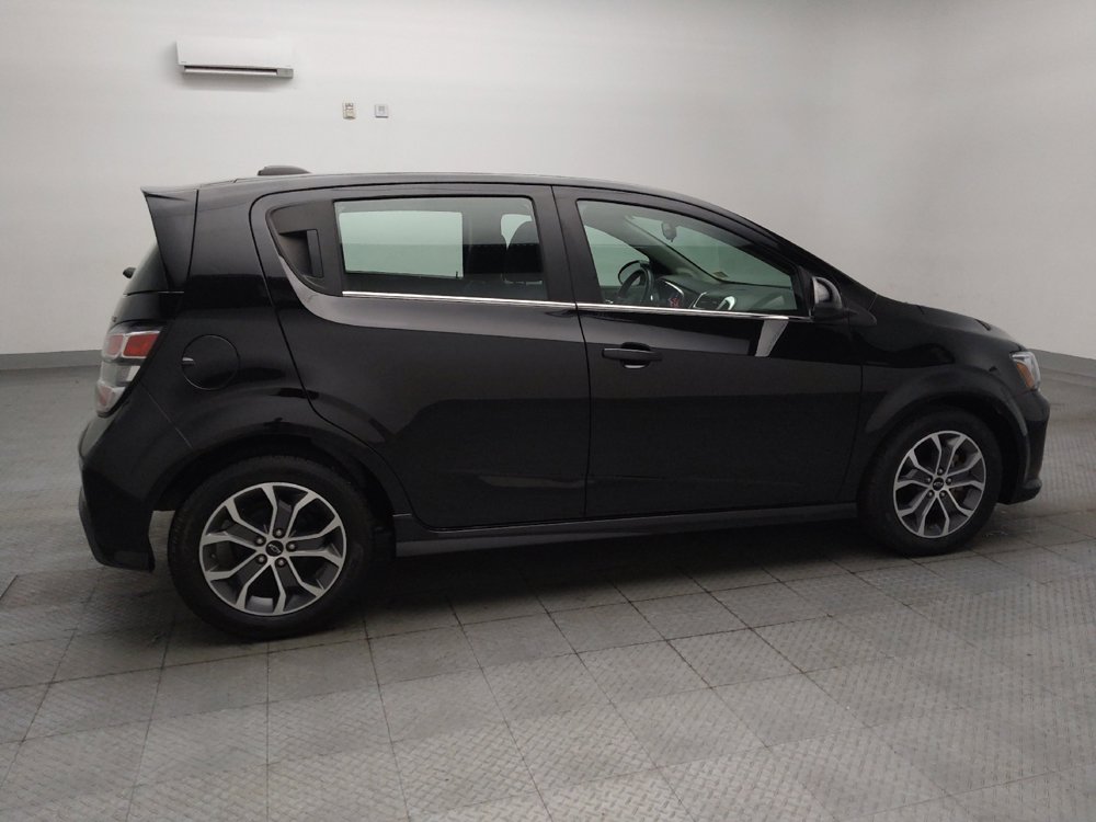 Used 2020 Chevrolet Sonic LT FWD image 10