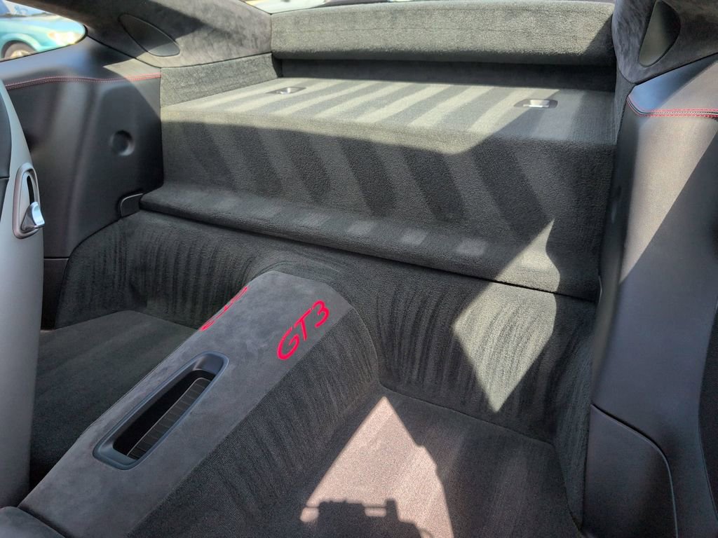 Used 2018 Porsche 911 GT3 image 24