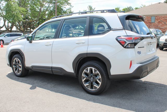 Used 2025 Subaru Forester w/ Convenience Package #1 image 43