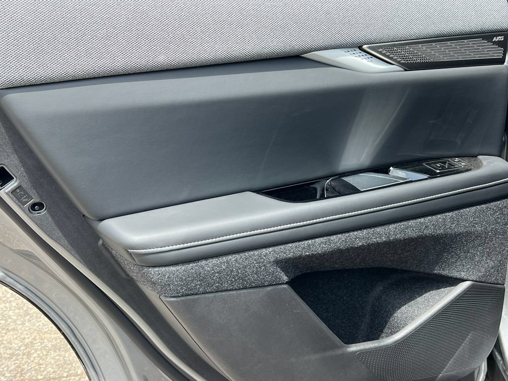 New 2026 Cadillac Optiq Luxury 1 AWD/4WD image 33