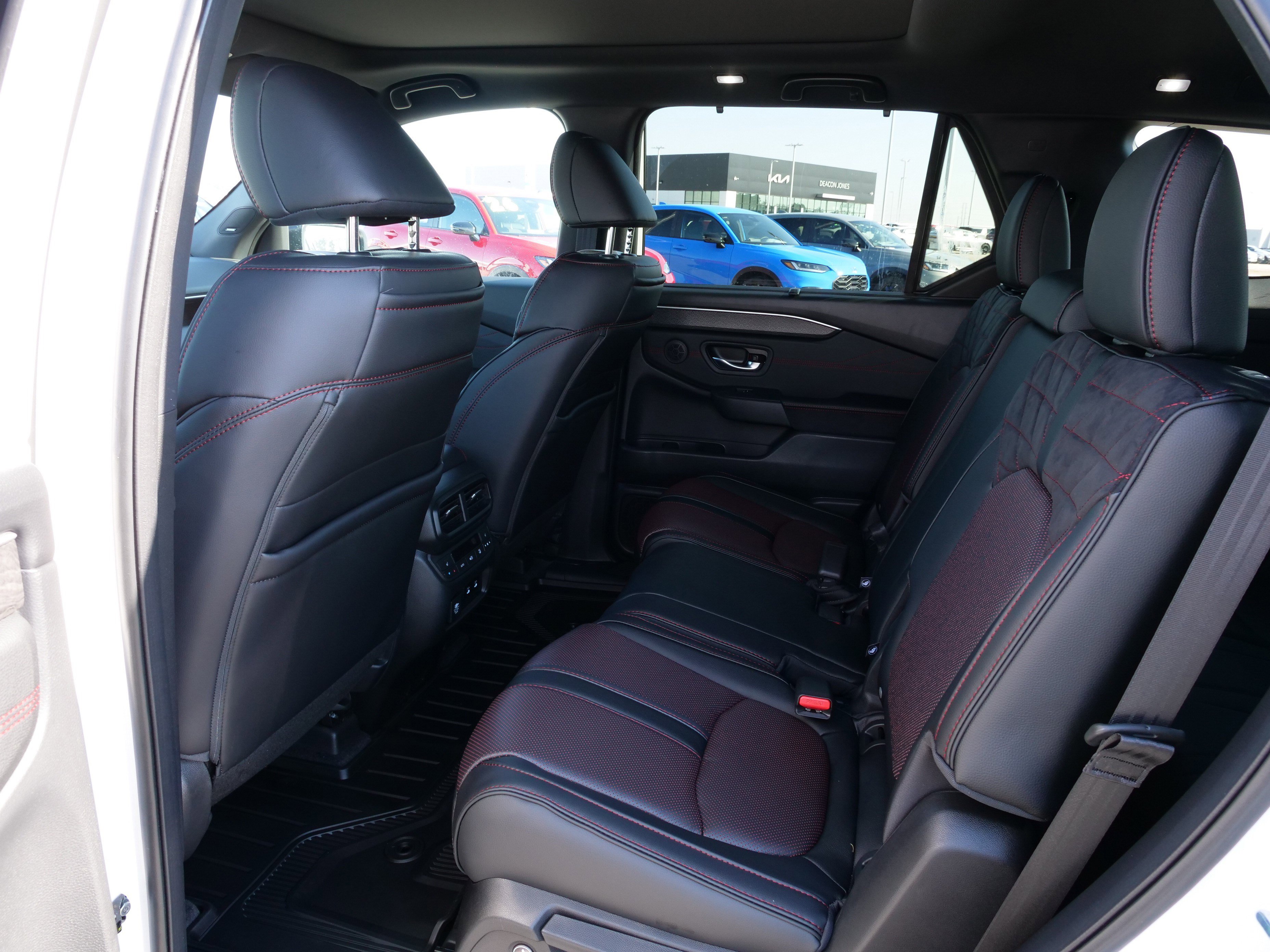 New 2026 Honda Pilot Black Edition image 16