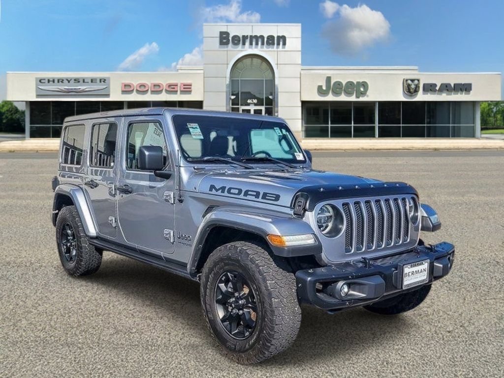 Certified 2019 Jeep Wrangler Unlimited Sahara w/ Quick Order Package 24M Moab AWD/4WD image 7