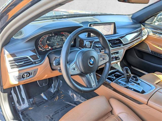 Used 2021 BMW 750i xDrive w/ Executive Package AWD/4WD image 10
