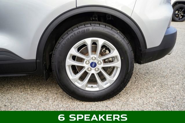 Used 2022 Ford Escape SE w/ Cold Weather Package image 6