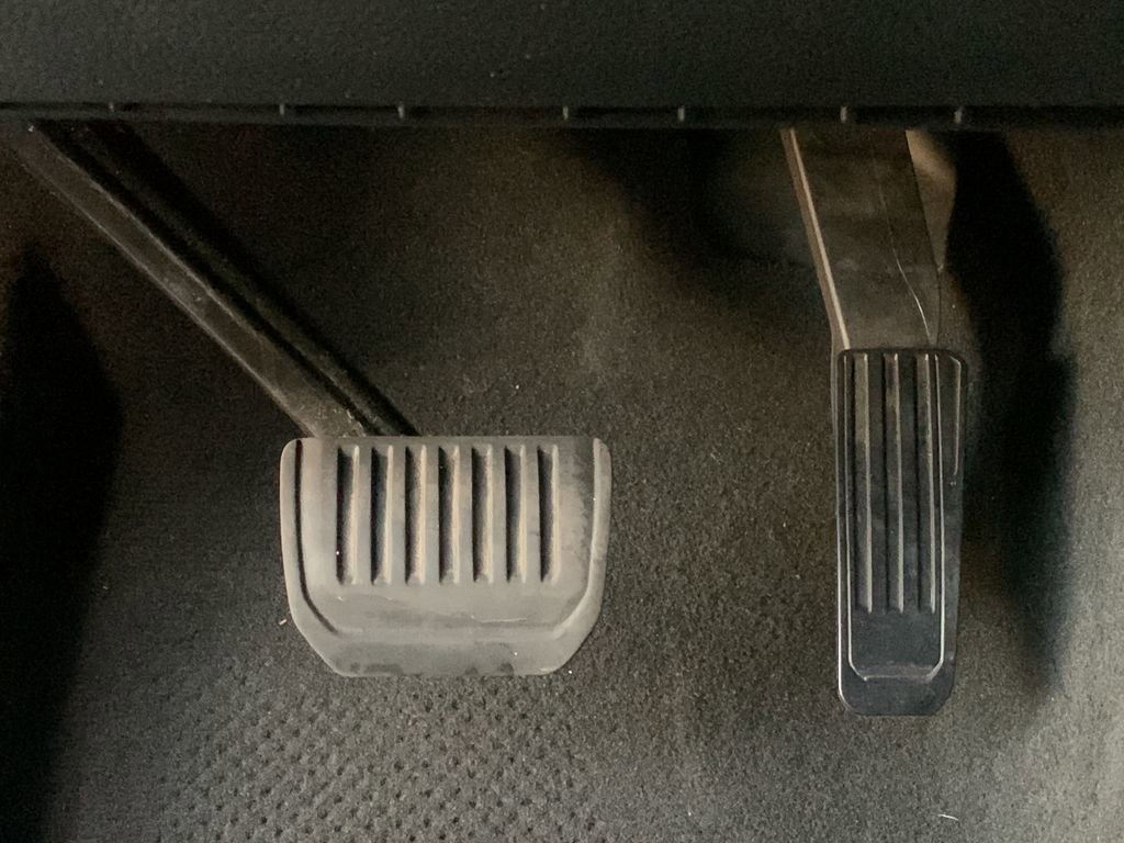 Used 2024 Jeep Grand Cherokee Altitude image 17