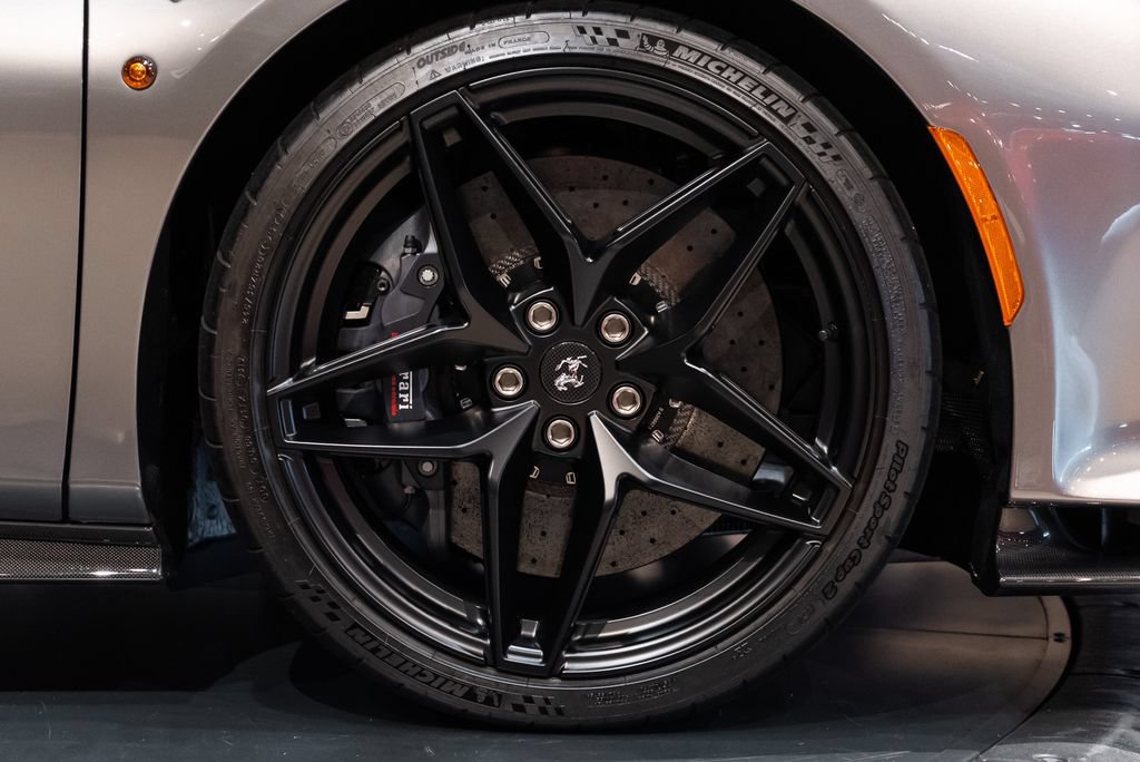 Certified 2019 Ferrari 488 Pista Spider RWD image 47
