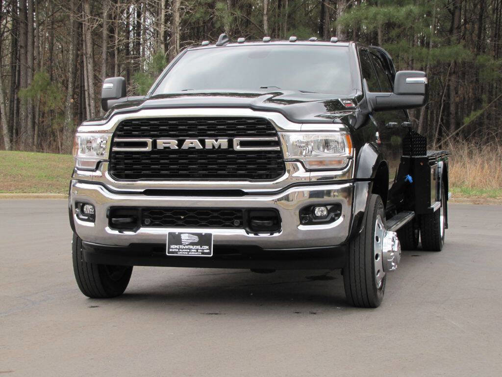 Used 2024 RAM 4500 SLT w/ Quick Order Package 2YG SLT image 10