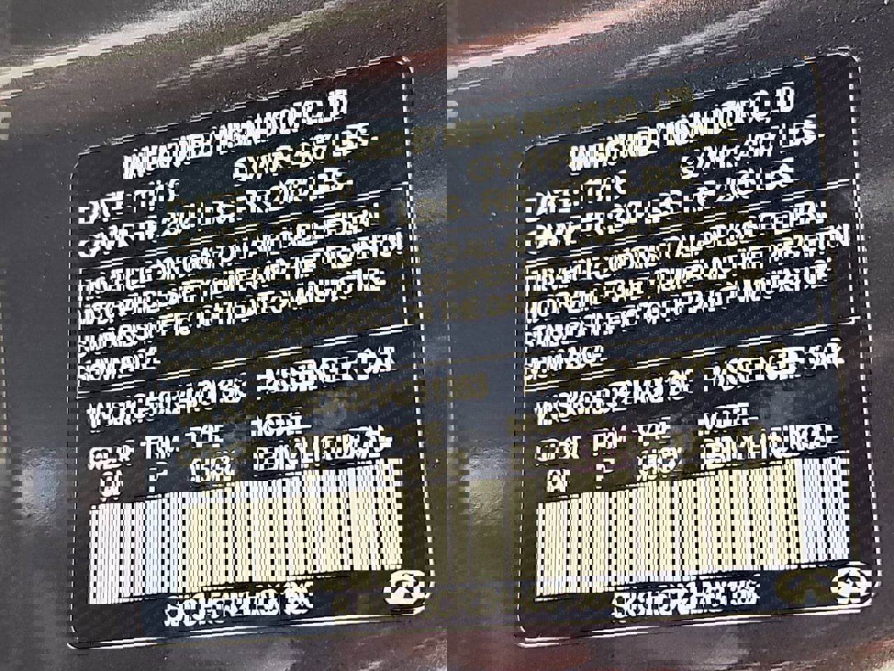 Used 2017 INFINITI QX30 Premium w/ Navigation Package image 39