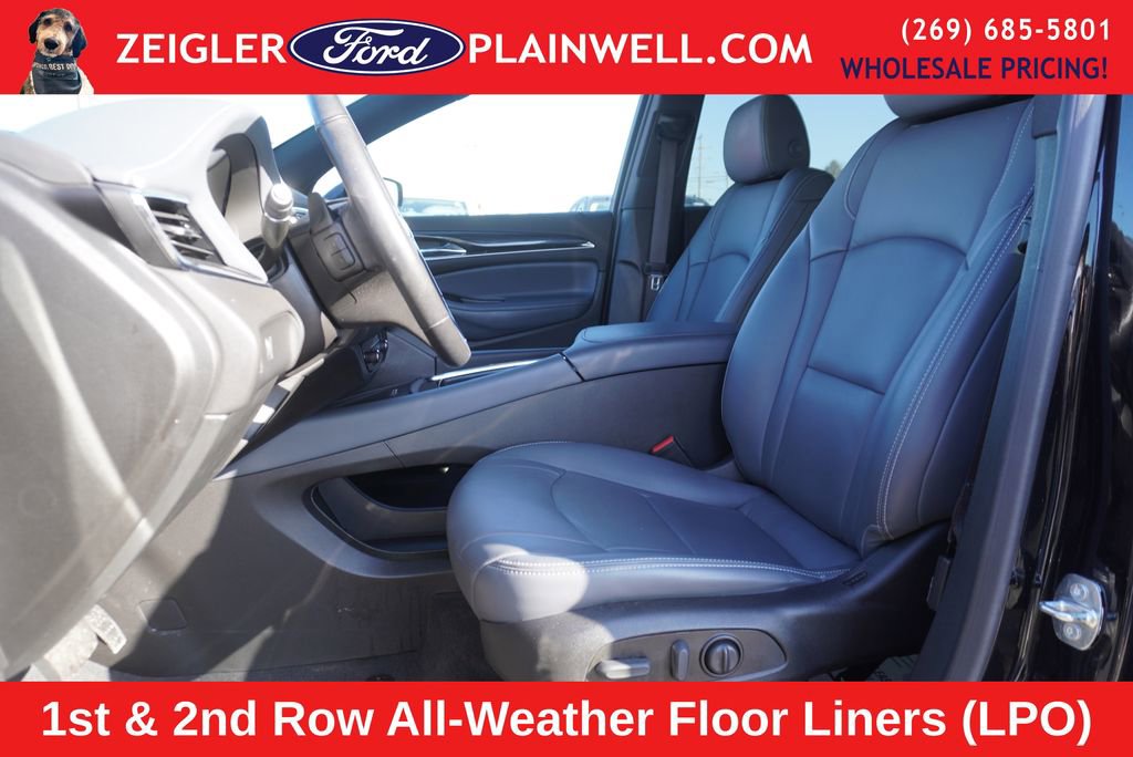 Used 2023 Buick Enclave Essence w/ Sport Touring Edition image 20