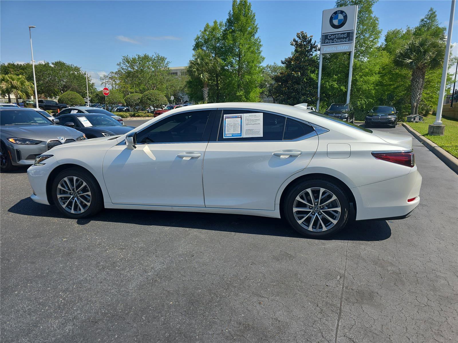 Used 2022 Lexus ES 350 w/ Accessory Package 2 FWD image 4