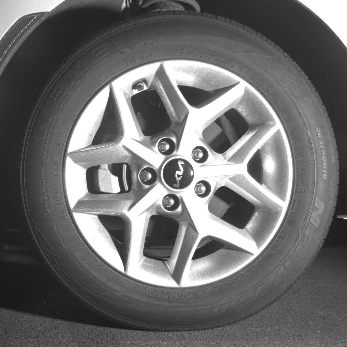 Used 2025 Kia Soul LX w/ LX Technology Package image 12