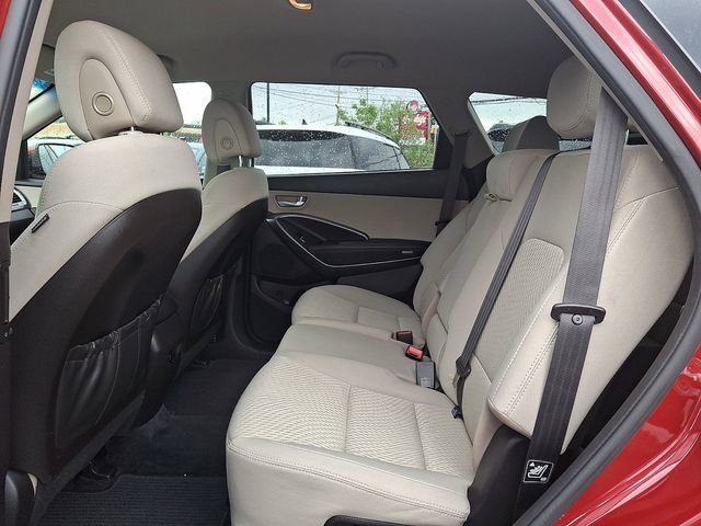 Used 2018 Hyundai Santa Fe SE AWD/4WD image 10