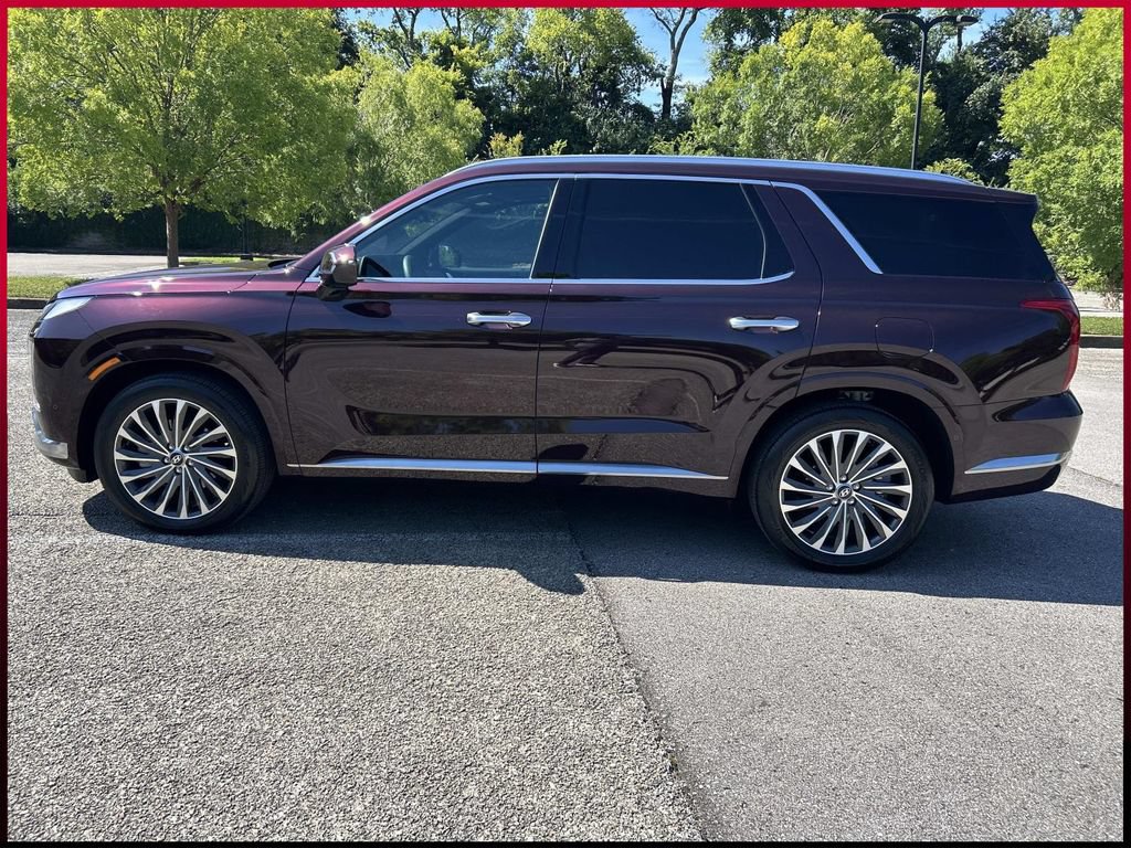 Used 2024 Hyundai Palisade Calligraphy FWD image 4