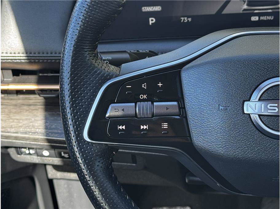 Used 2024 Nissan Ariya AWD image 22
