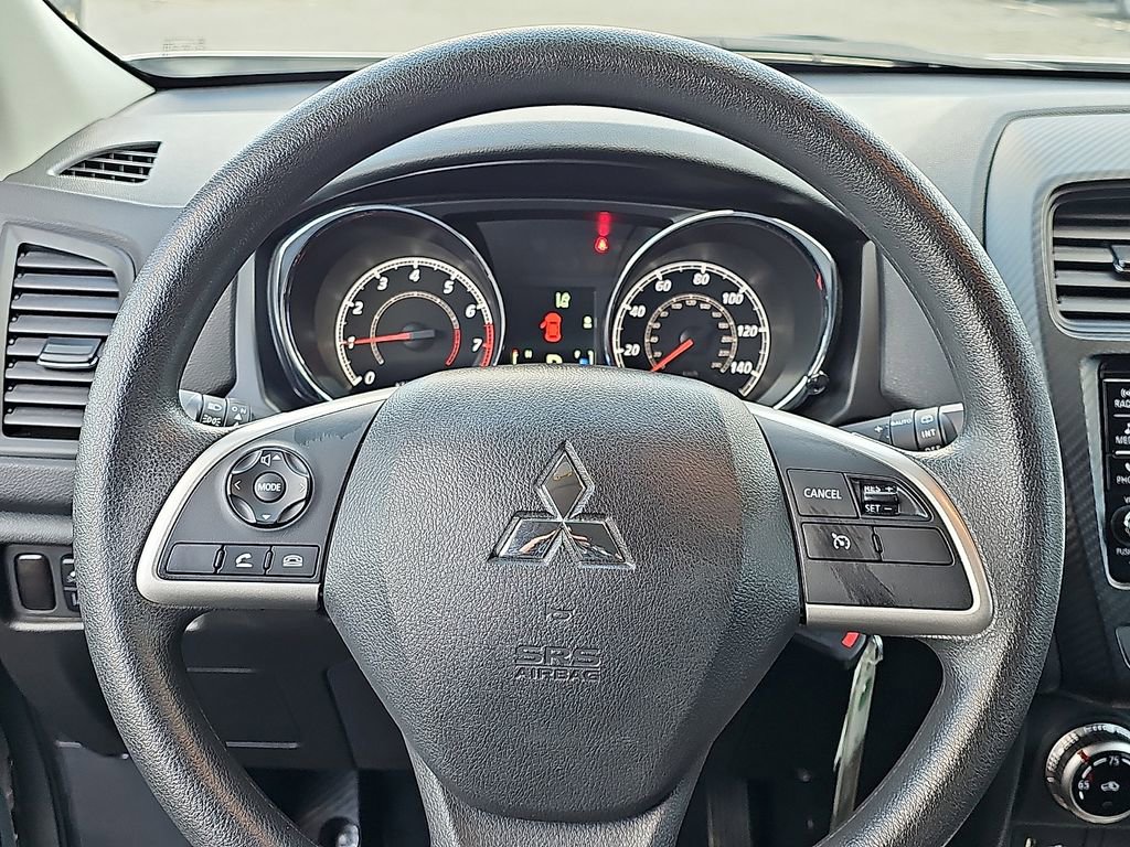 Used 2025 Mitsubishi Outlander Sport ES image 18