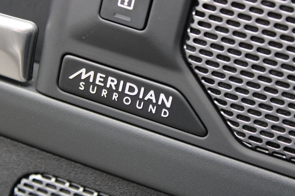 Used 2023 Land Rover Defender 90 X AWD/4WD image 10