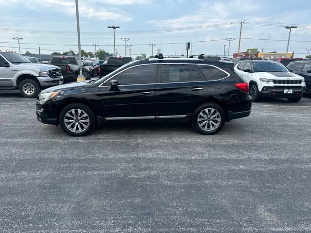 Used 2017 Subaru Outback 2.5i Touring w/ Popular Package #5A AWD/4WD image 4