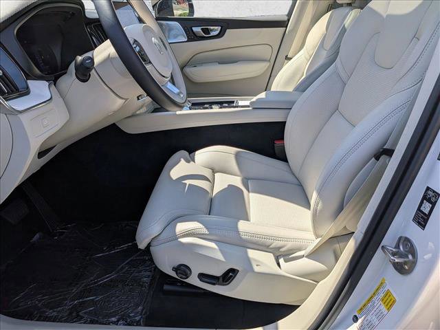 Certified 2026 Volvo XC60 B5 Ultra w/ Climate Package AWD/4WD image 17
