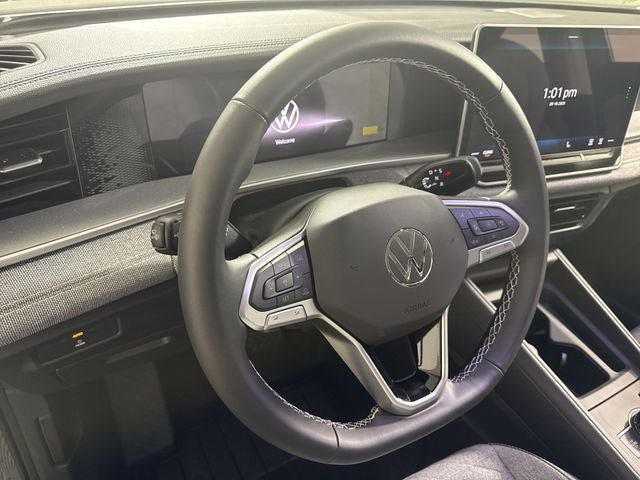New 2025 Volkswagen Tiguan S AWD/4WD image 18