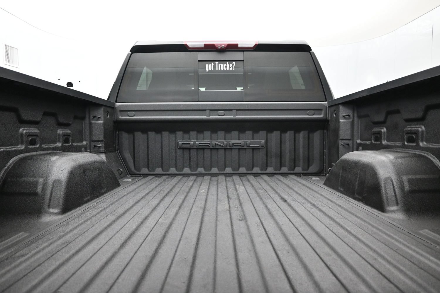 Used 2022 GMC Sierra 1500 Denali w/ Denali Reserve Package AWD/4WD image 7