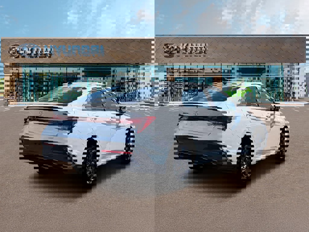 New 2026 Hyundai Elantra Sport image 7