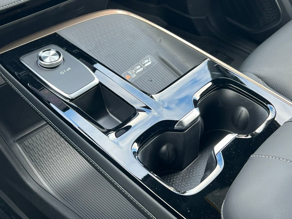 New 2026 Buick Enclave Avenir w/ LPO, Floor Liner Package image 29